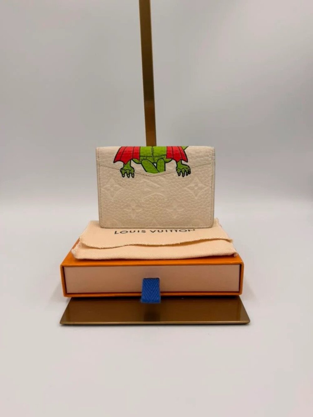 LV Pocket Organizer — Dragon Print SS21 Runway - Picture 2 of 10